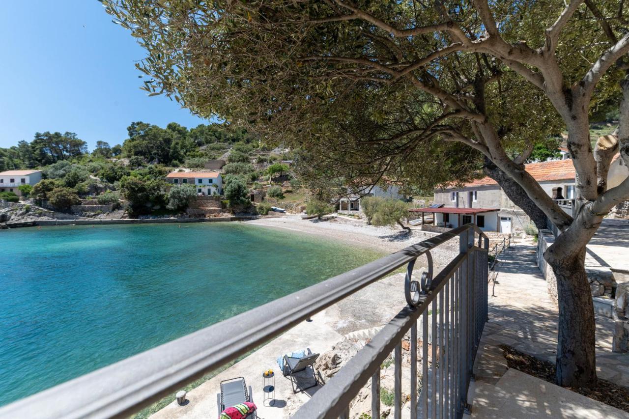 Seaside Cottage Maslina Gdinj Εξωτερικό φωτογραφία